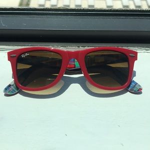 Ray-Ban red wayfarers